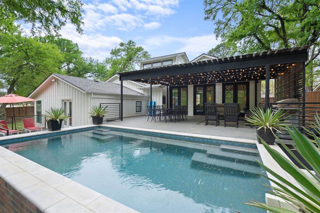 1704 Silverside Drive - Photo 1