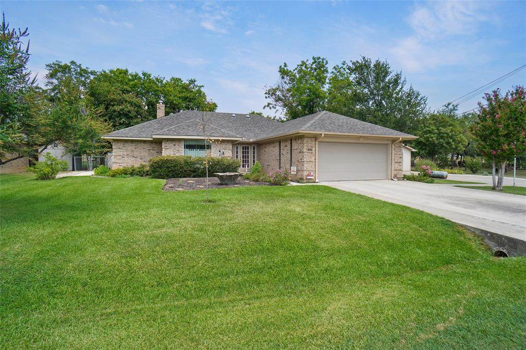 642 Half Moon Way - Photo 1