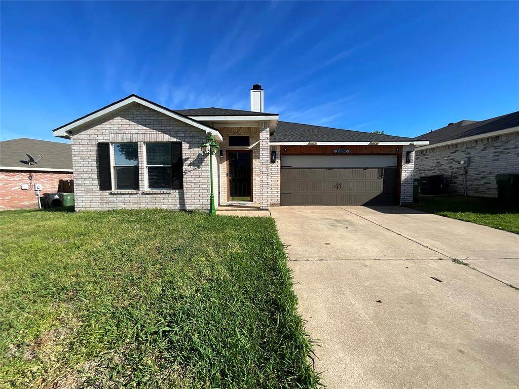 806 Langford Drive - Photo 1