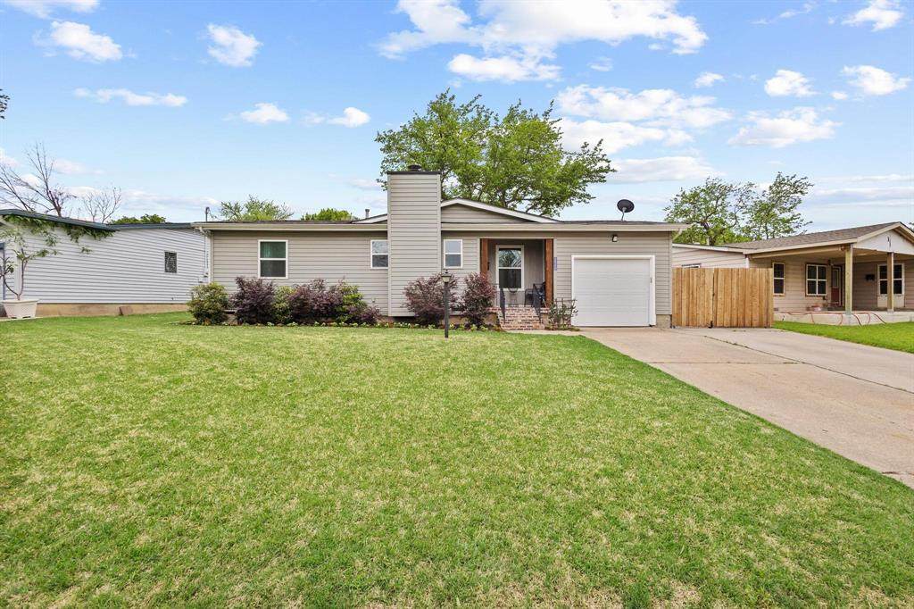 2550 Brandywine Drive - Photo 1