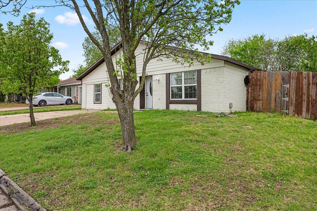 1306 Eagle Pass - Photo 1