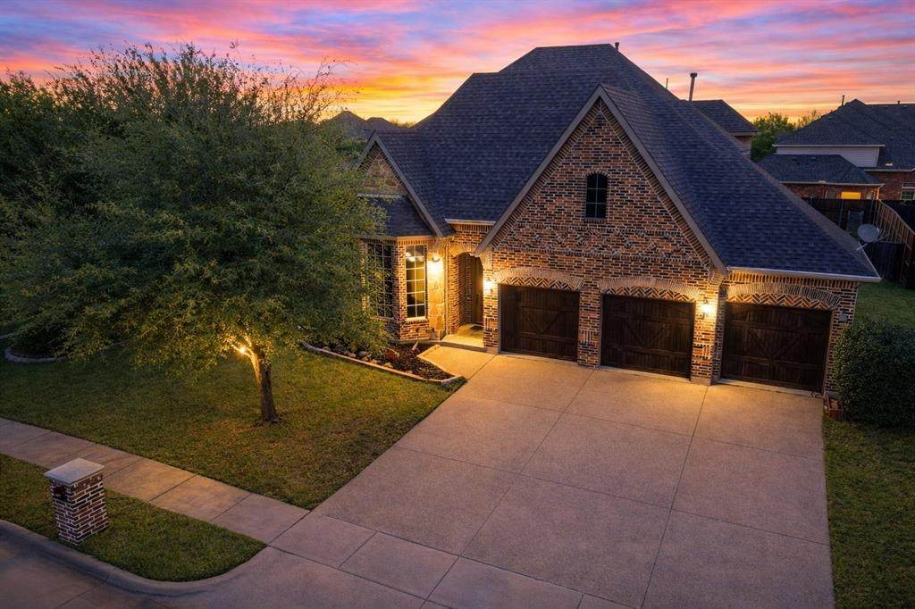 1208 Grayhawk Drive - Photo 1