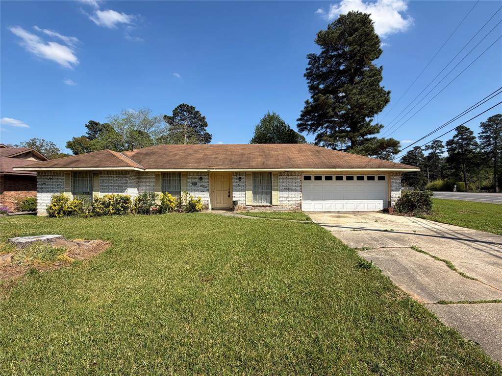 1000 Woodshire Circle - Photo 1