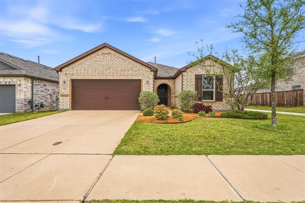 960 Tule Drive - Photo 1
