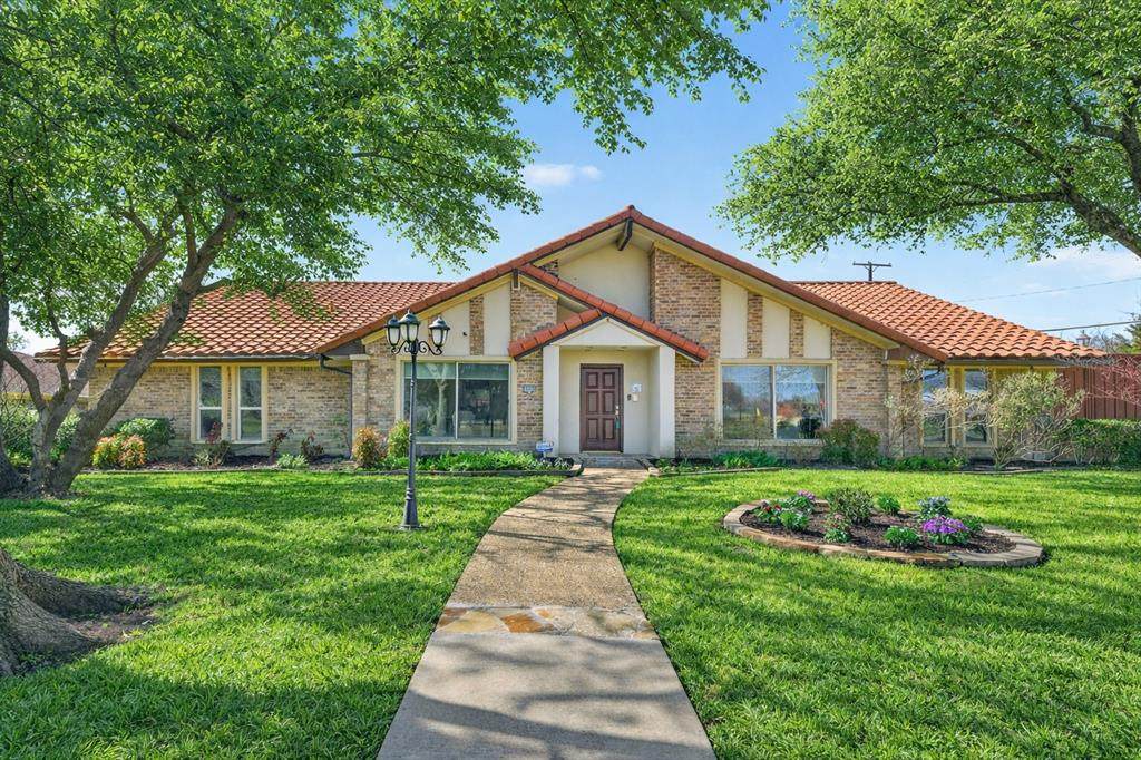 15415 Leavalley Drive - Photo 1