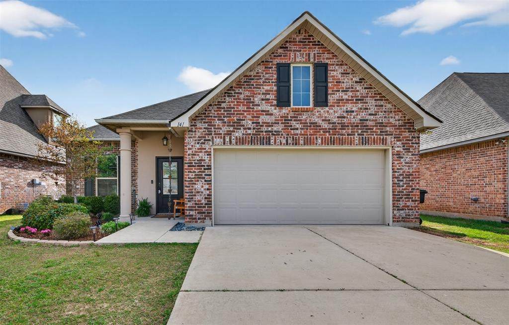 141 Gulfstream - Photo 1