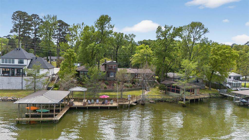 6046 Lakeshore Drive - Photo 1