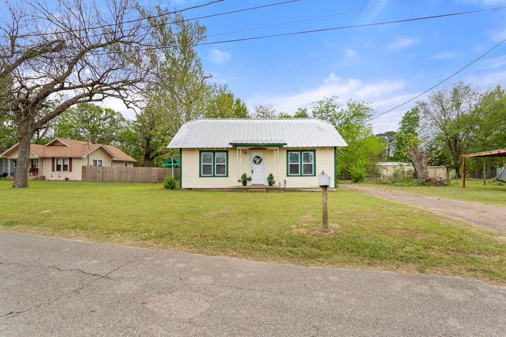 407 Carnegie Street - Photo 1