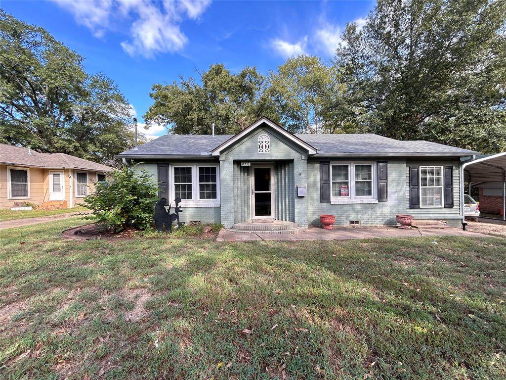 846 Davis Street - Photo 1