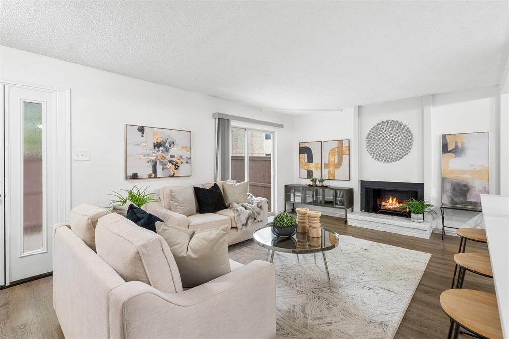 2610 Custer Parkway - Photo 1