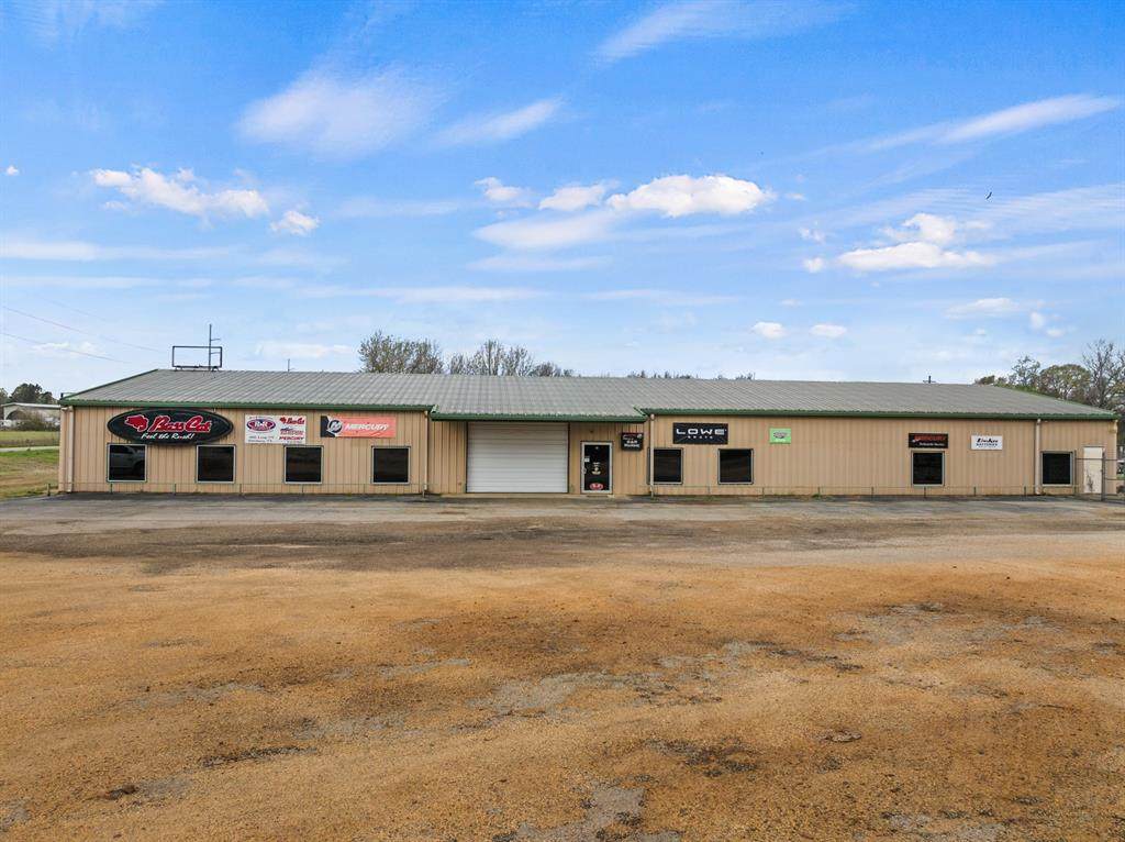 1081 Texas Loop 179 - Photo 1