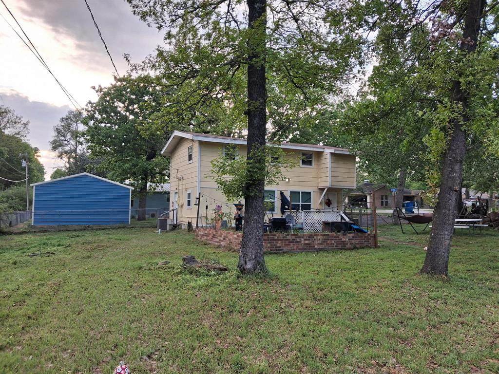 304 Ridgewood Drive - Photo 1