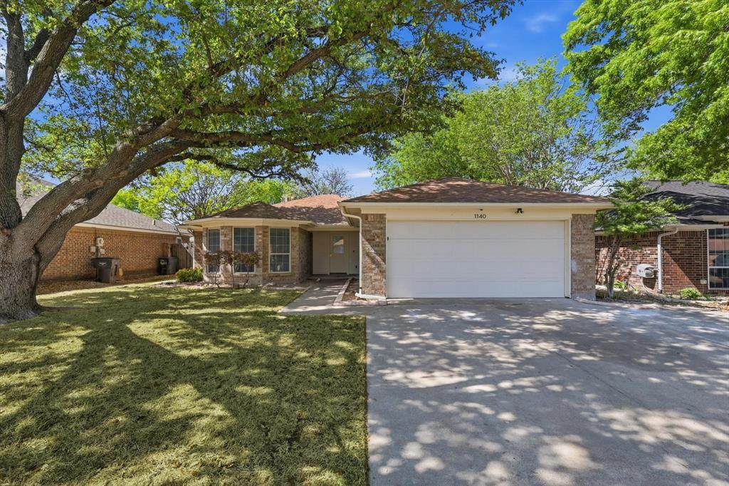 1140 Hills Terrace - Photo 1