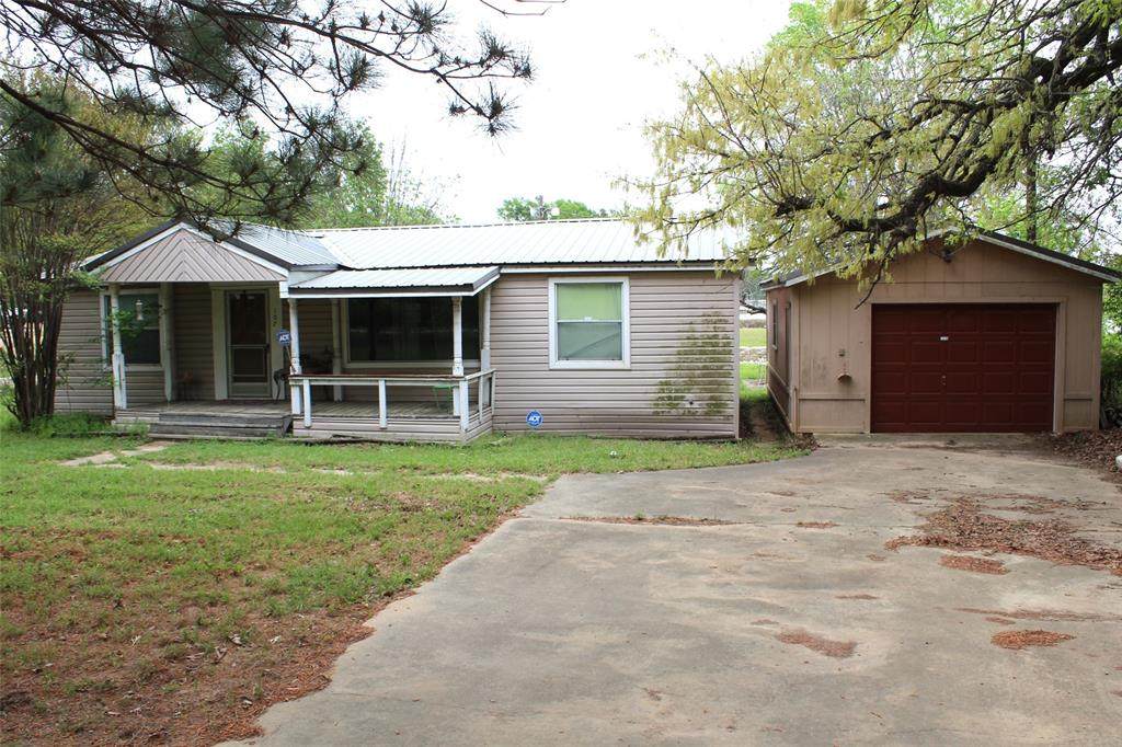 107 Shoreline Drive - Photo 1