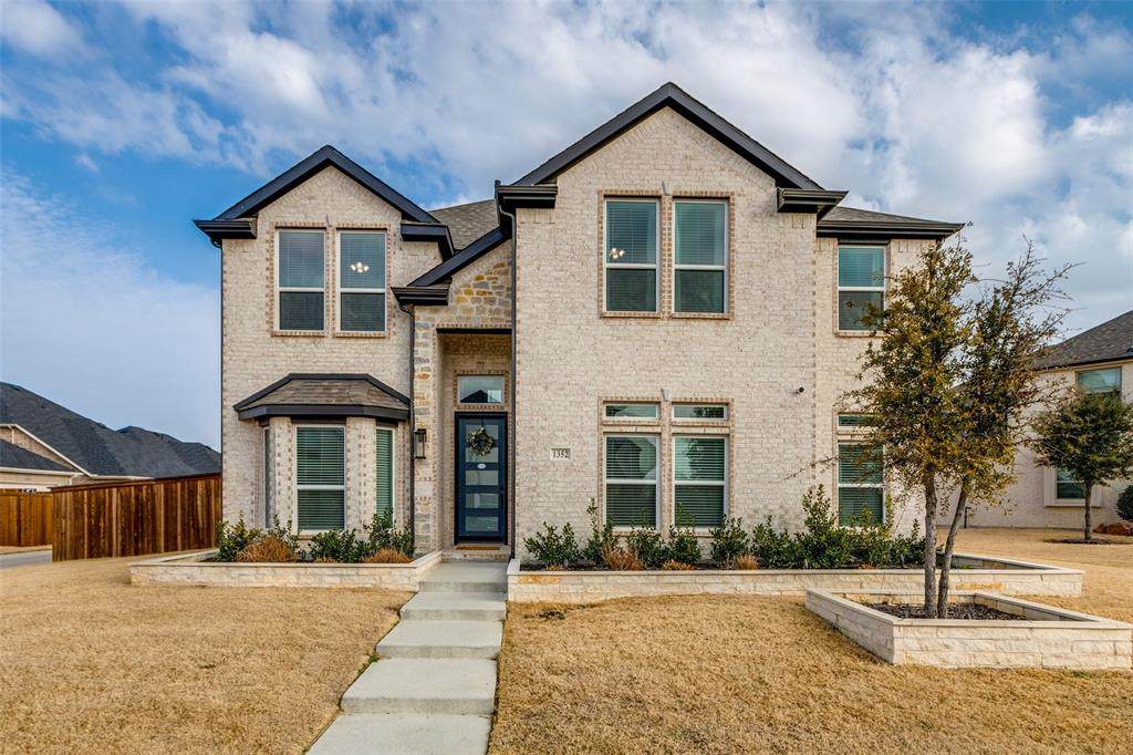 1352 Peregrine Trail - Photo 1