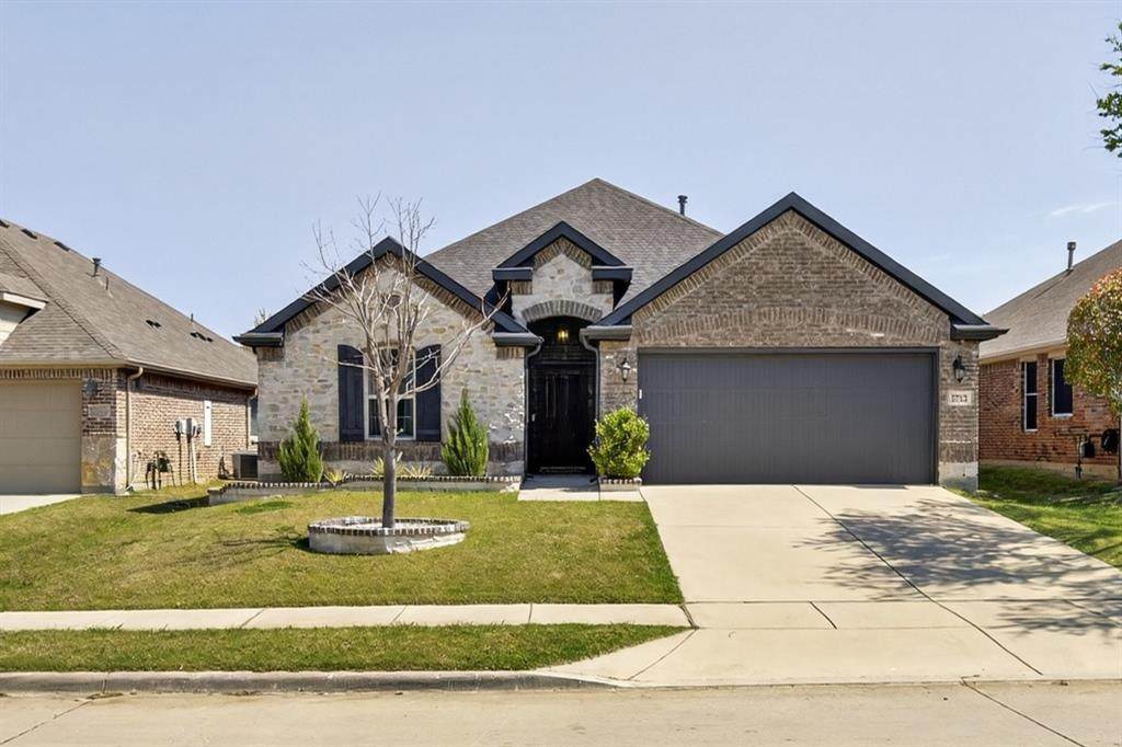 2712 Enchanted Eve Drive - Photo 1