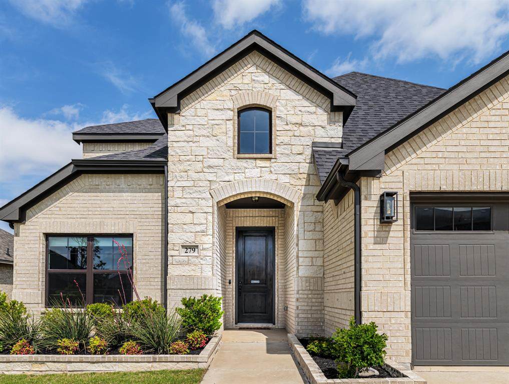 279 Moonshadow Drive - Photo 1