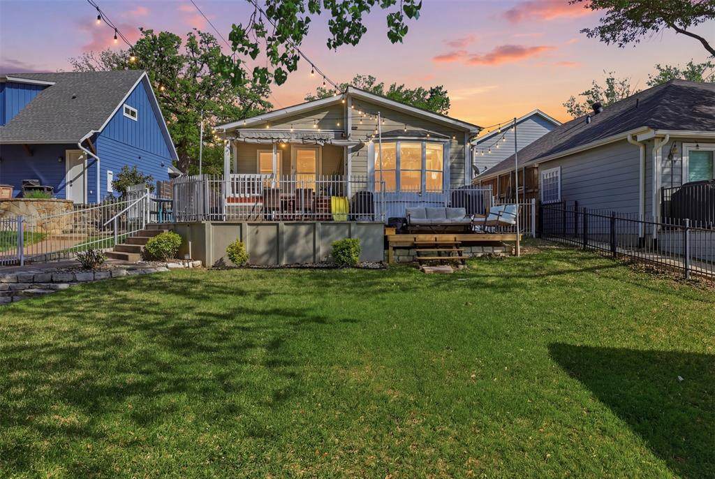 1105 Lake Drive - Photo 1