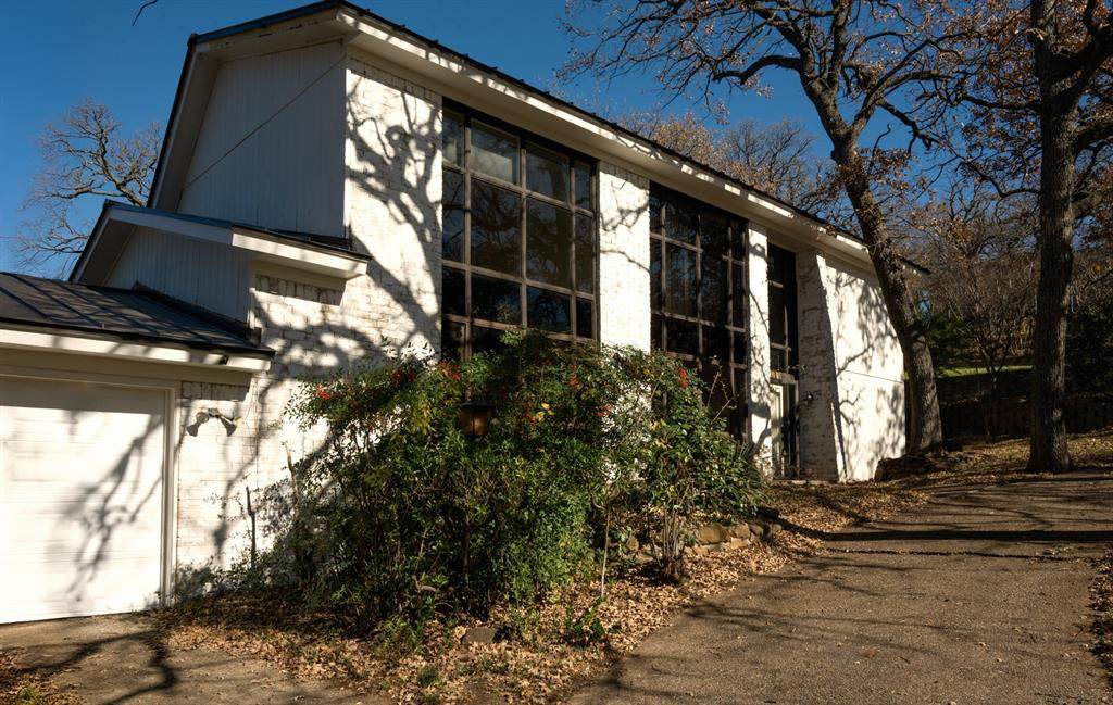 2001 Park Hill Drive - Photo 1