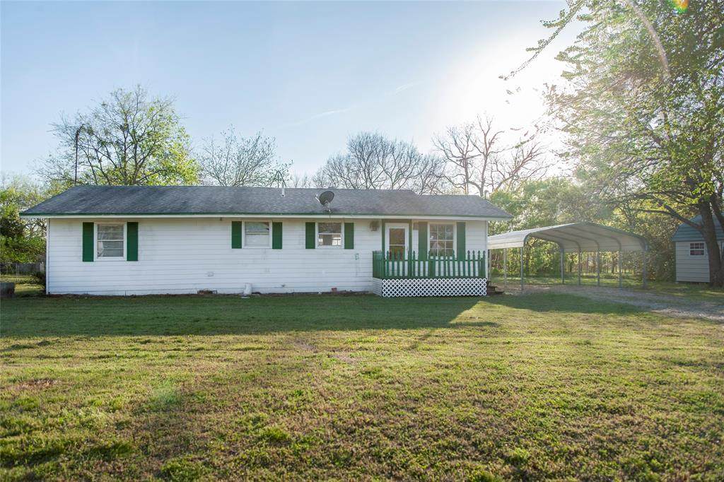 112 Front Street - Photo 1