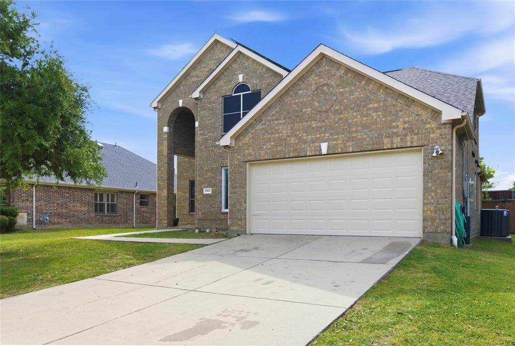2817 Appaloosa Court - Photo 1