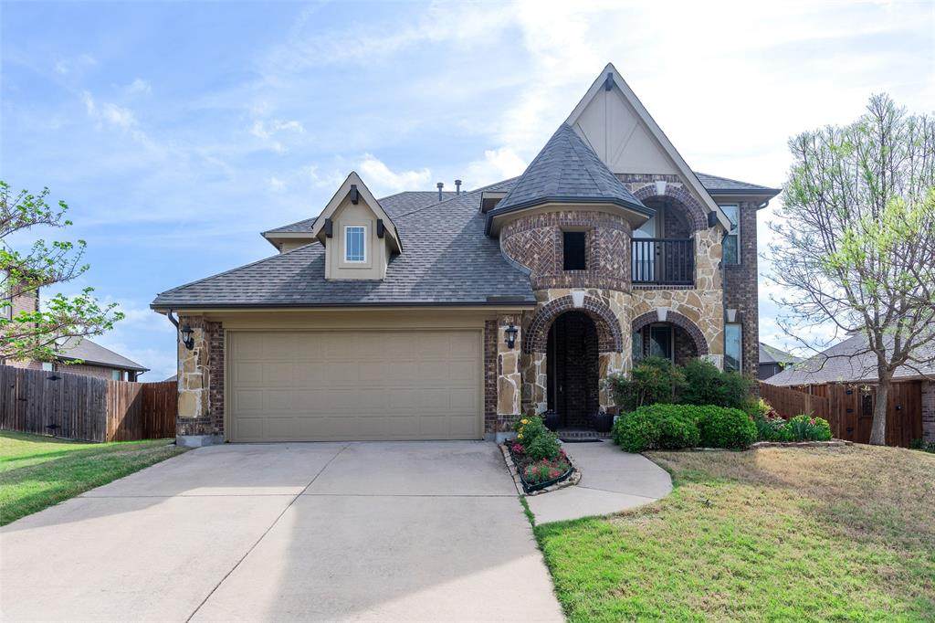 1709 Sandalwood Lane - Photo 1