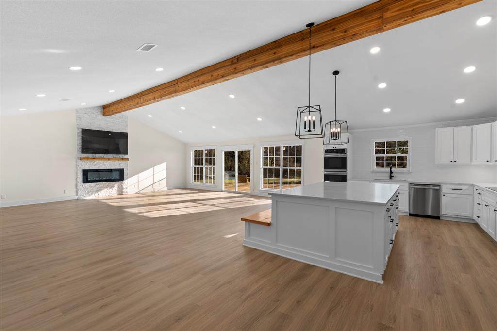 109 Arrow Way - Photo 1