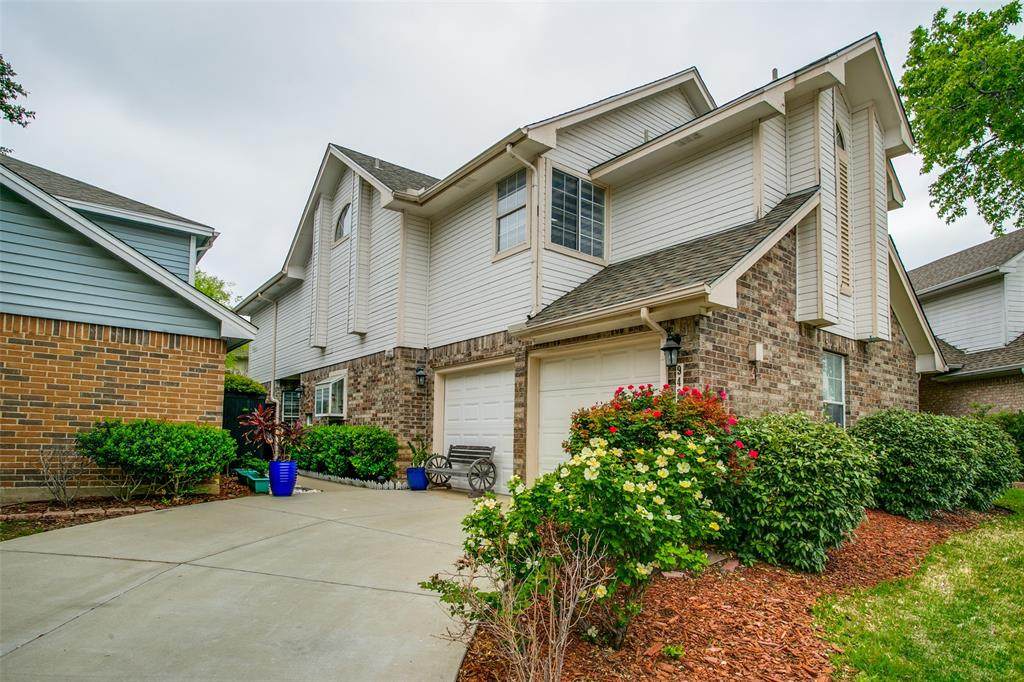 9432 Blue Jay Way - Photo 1