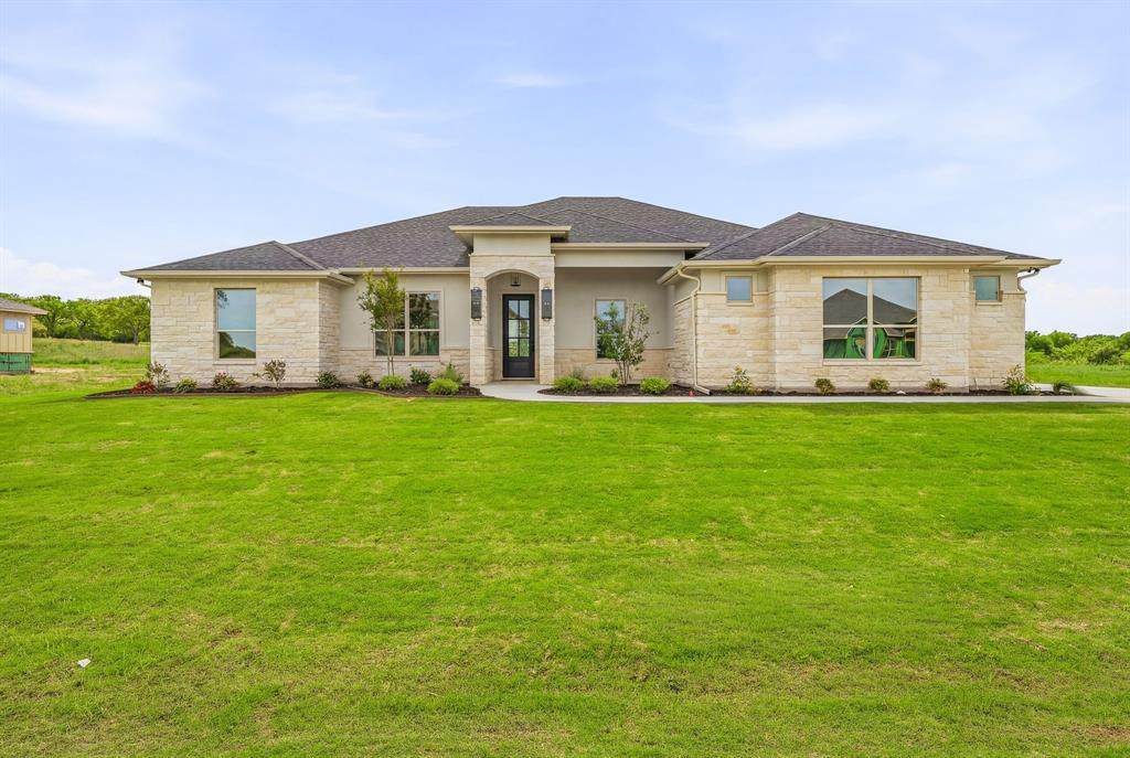 103 Eagle Court - Photo 1