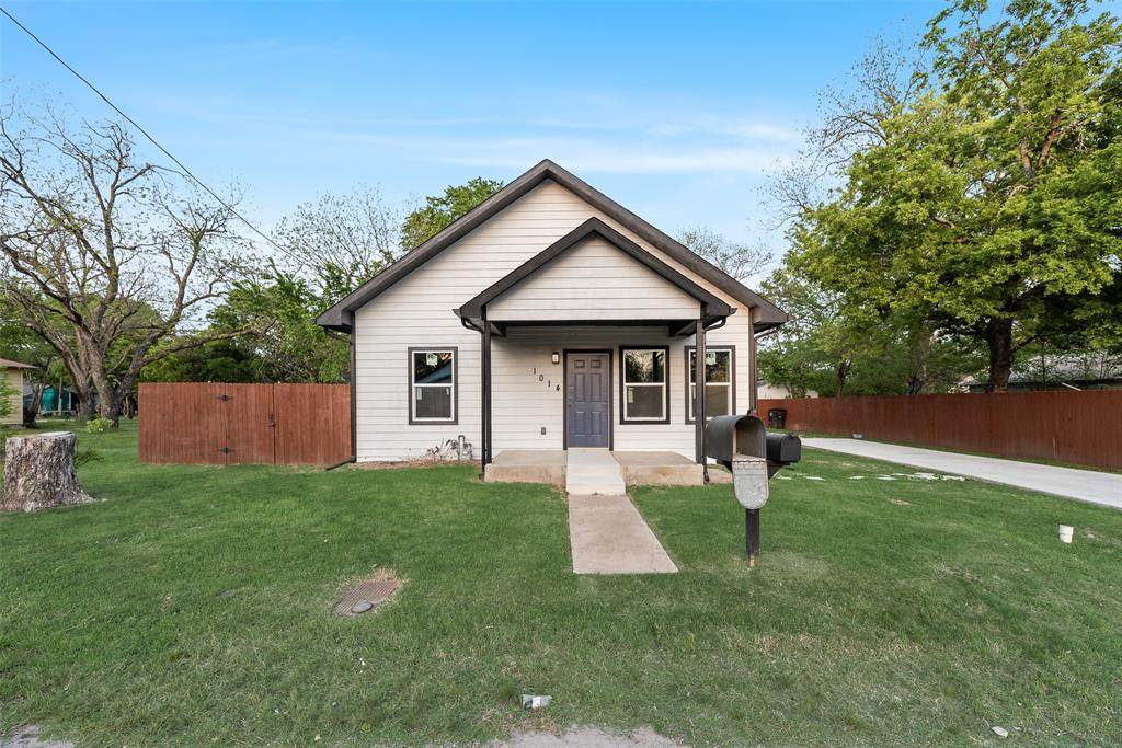 1014 Trinity Street - Photo 1