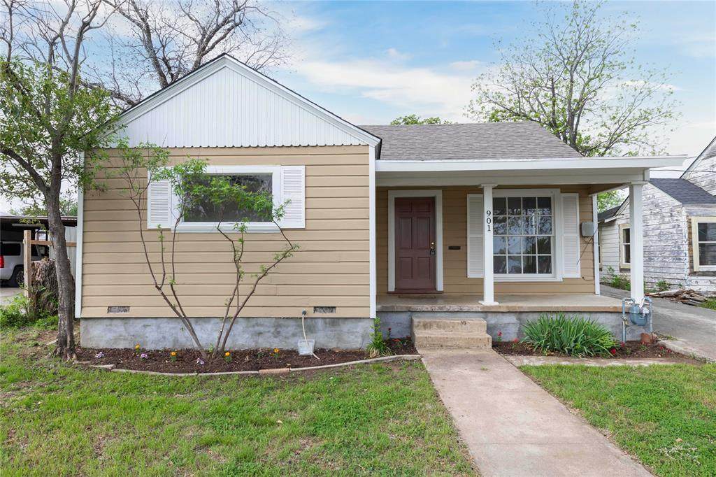 901 6th Street - Photo 1