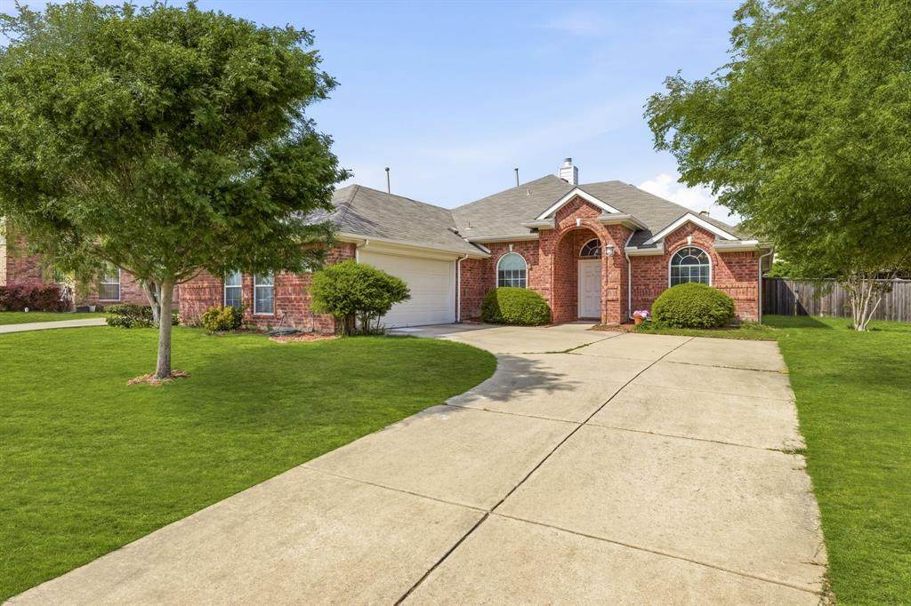 2210 High Point Drive - Photo 1