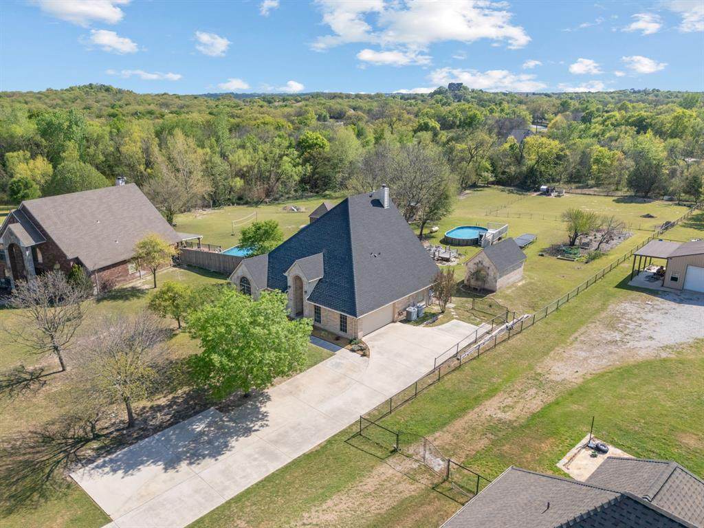 112 Waterfall Court - Photo 1
