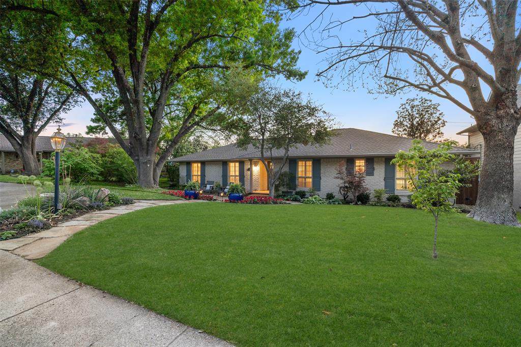 9709 Elmcrest Drive - Photo 1