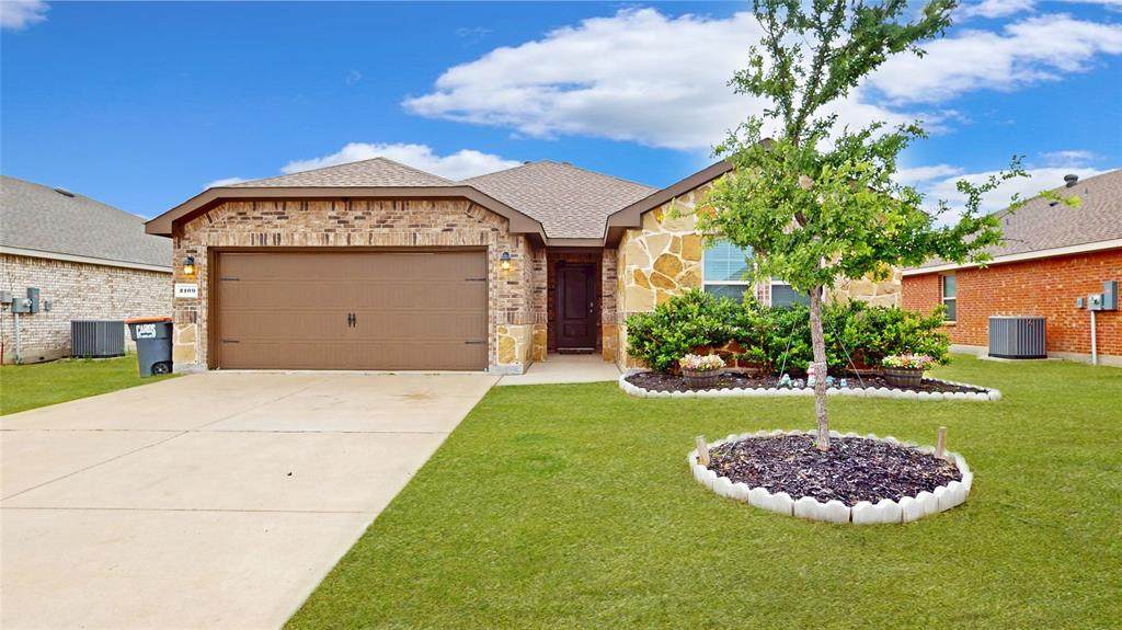 2109 Caraway Court - Photo 1