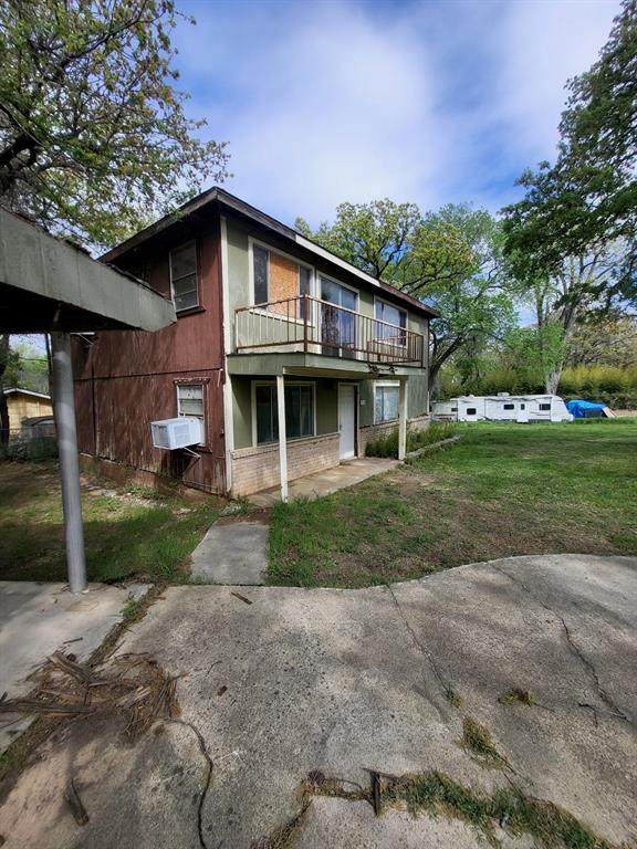 1938 Hillcrest Circle - Photo 1