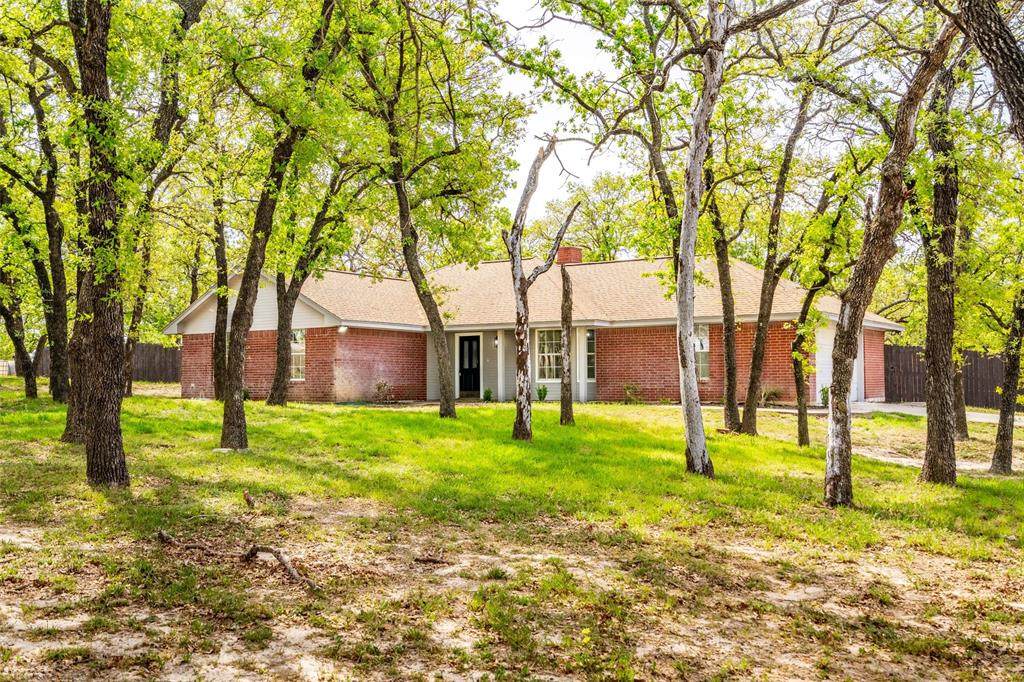 685 County Road 3673 - Photo 1