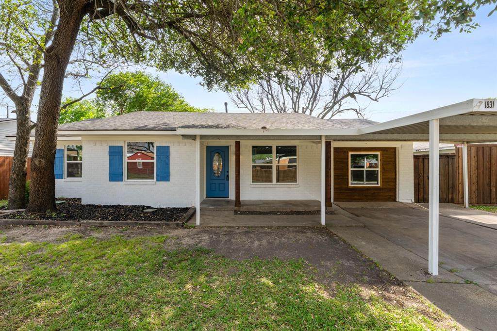 1831 Lee Street - Photo 1