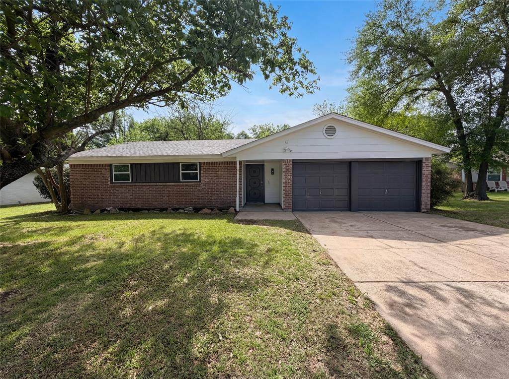 913 Jayellen Court - Photo 1