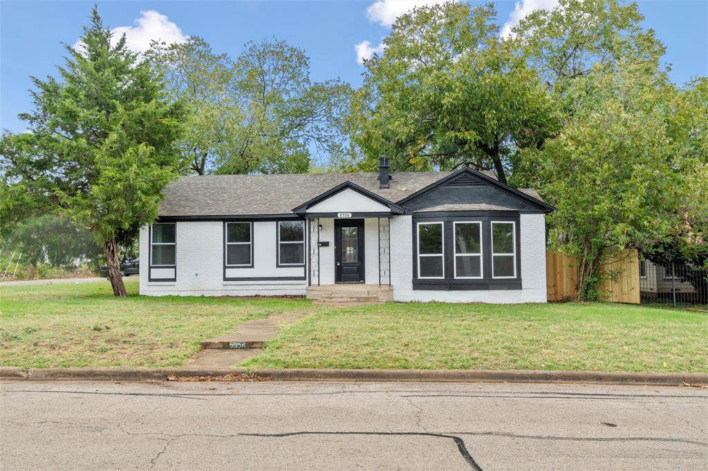 2336 Glencrest Drive - Photo 1