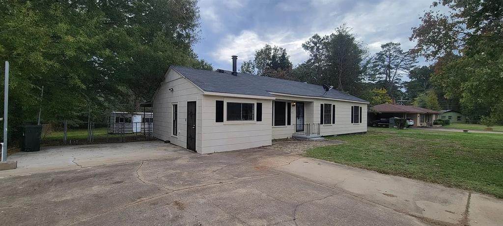 8921 Ferndale Lane - Photo 1