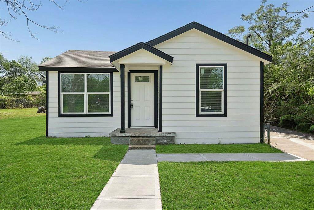 4608 Avenue G - Photo 1