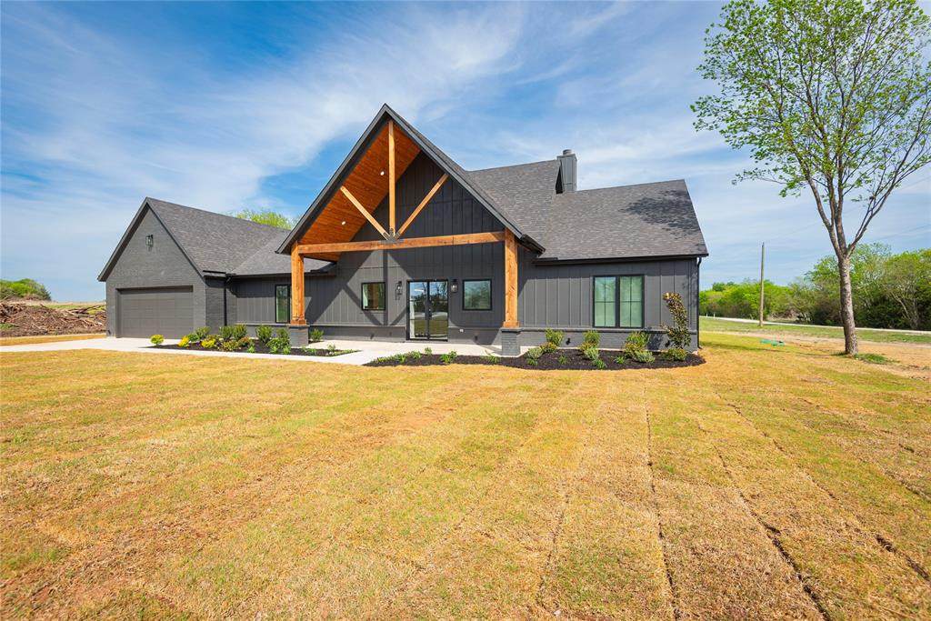 4863 County Road 1098 - Photo 1