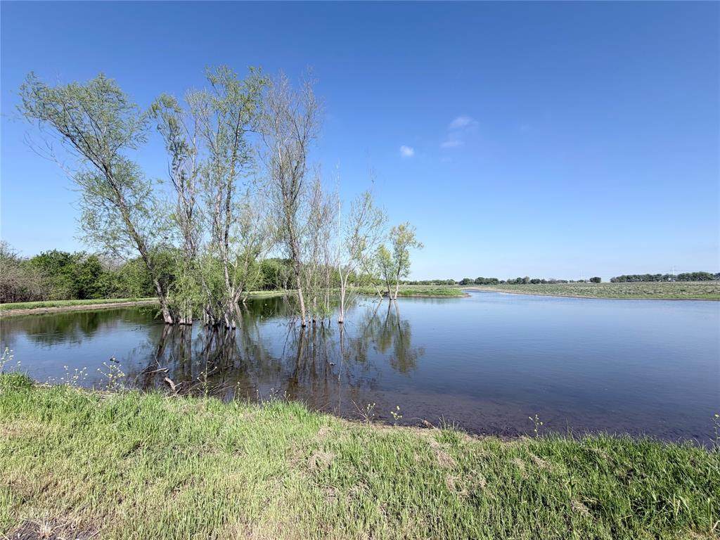 TBD County Road 3204 - Photo 1