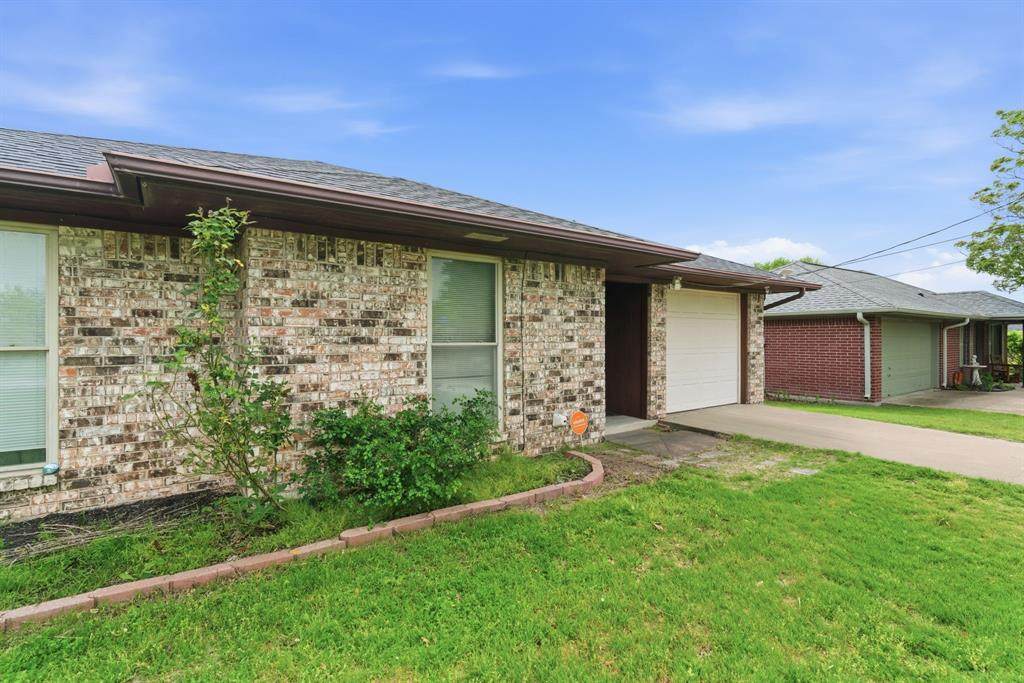 1217 Elmira Street - Photo 1