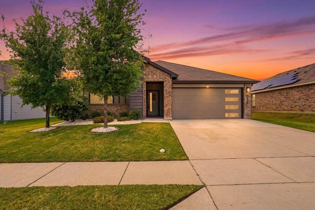1513 Hulen Park Trail - Photo 1