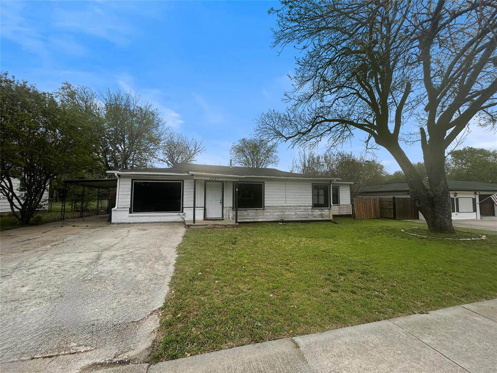 1031 Wade Hampton Street - Photo 1