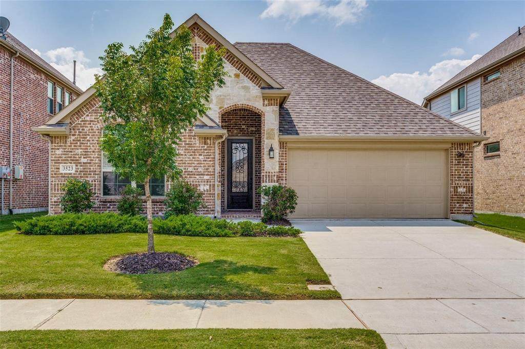 3523 Charleston Drive - Photo 1