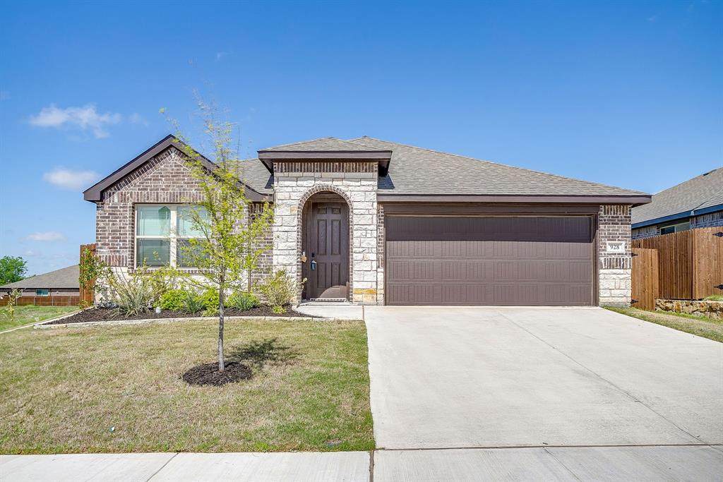 928 Ridgehurst Drive - Photo 1