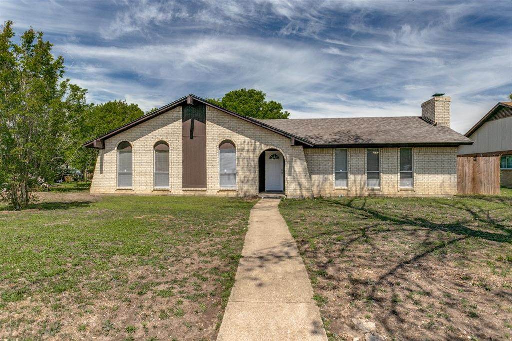 3203 Park Boulevard - Photo 1
